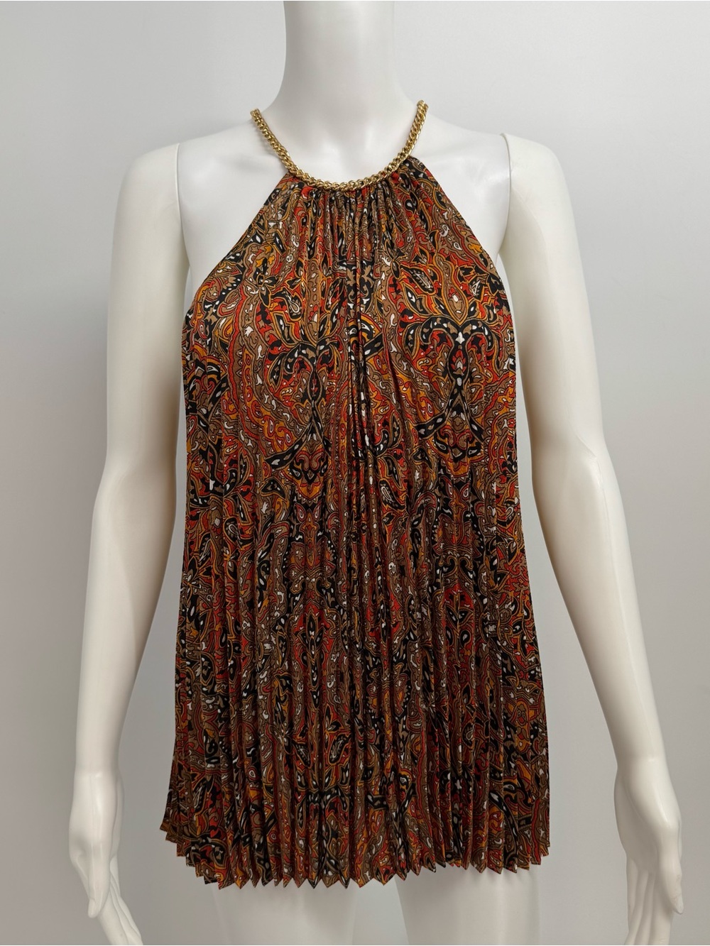 NWT MICHAEL KORS Size L pleated Tank Top Blouse Terra Cotta red Gold tone chain